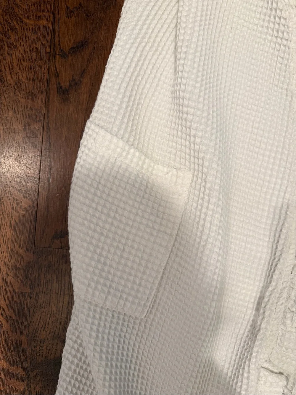 Women’s White Ruffle Waffle Robe - Soft Cozy Sleepwear